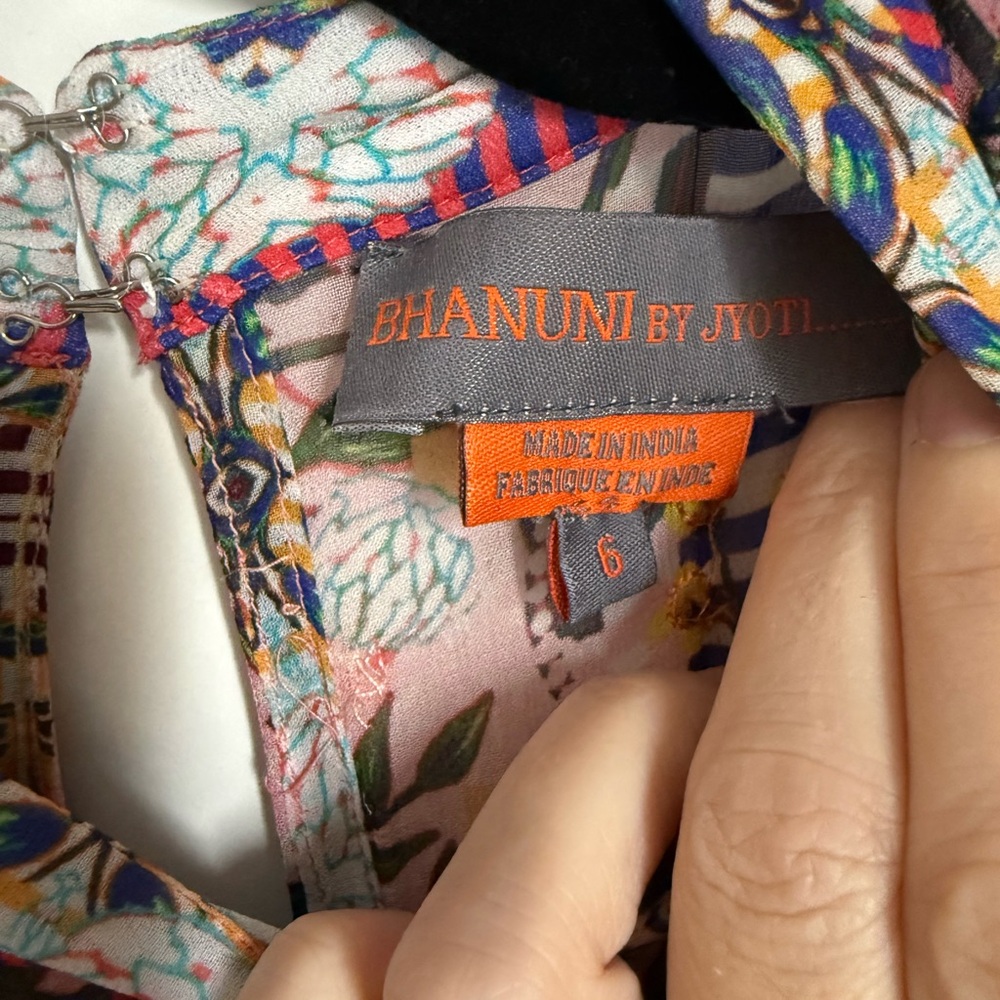 Rare, like new Anastasia Maxi Dress from the Bhanuni by Jyoti collection. - Picture 8 of 12